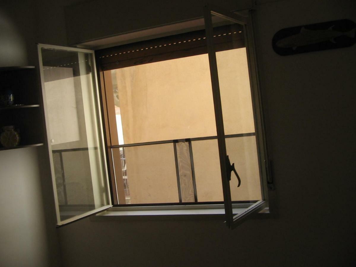 Bilocale Patti Apartment Bagian luar foto